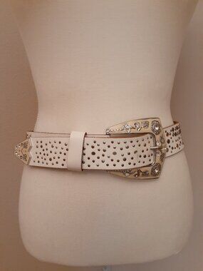 NEW Urban Outfitters UO Allover Rhinestone Women\'s Western Belt M Jennie Western Belt | Urban Outfitters main image 3
